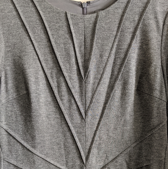 Vince Camuto Chevron Gray Bodycon Dress - Picture 6 of 7